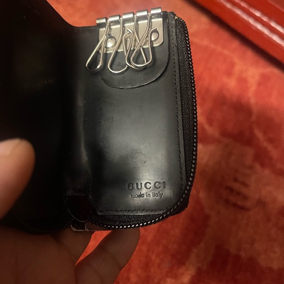 Gucci Canvas Key Holder in Black. - Picture 6 of 12